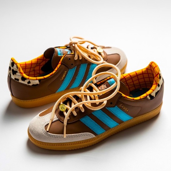 adidas Shoes - 🤠 ADIDAS SAMBA x TOY STORY WOODY 🤠